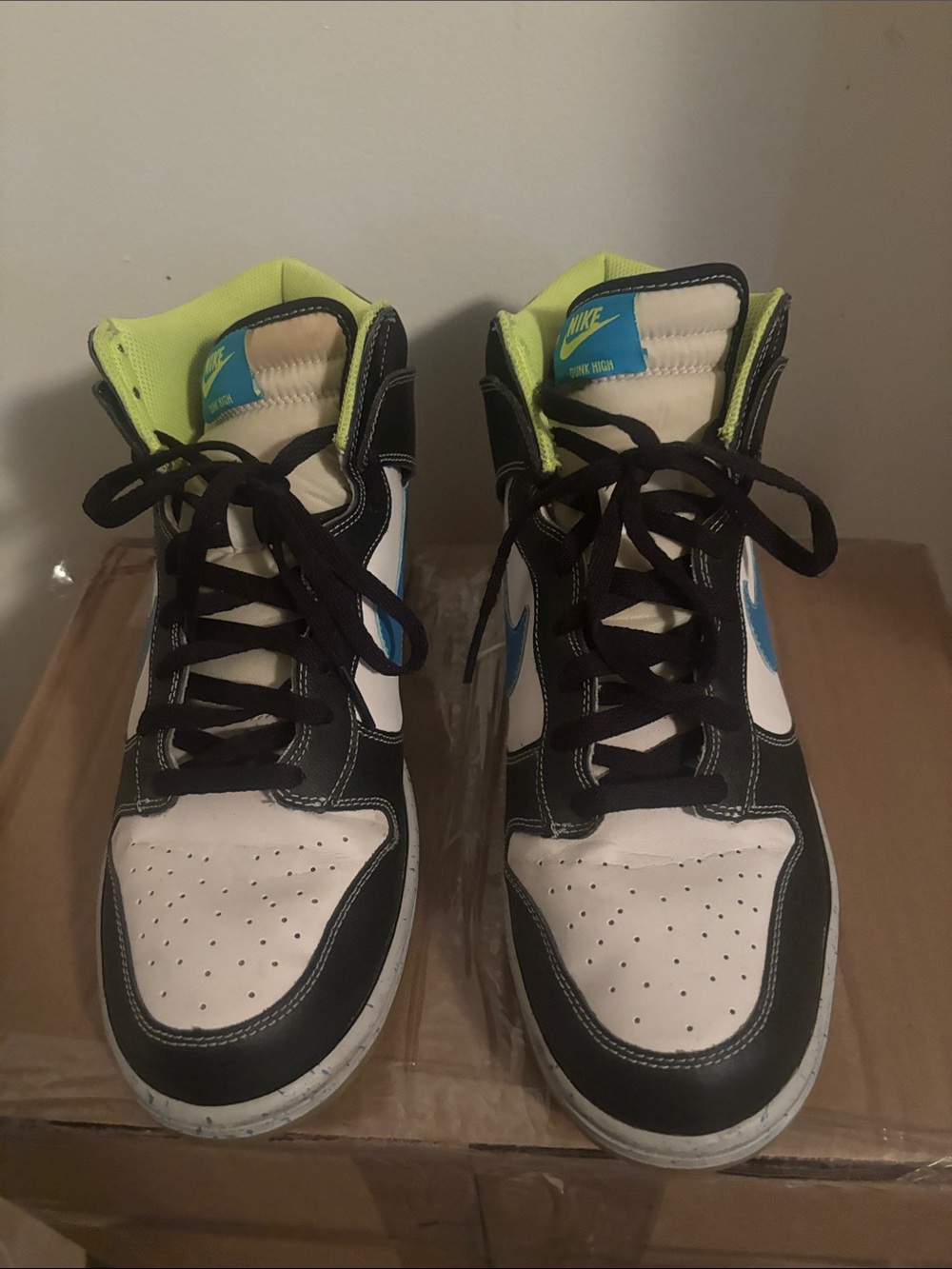 Nike Kids High-Top Sneakers in White, Black & Neon Yellow